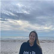 Profesora de lengua y literatura, pero tambien puedo ejercer de profesora de matemáticas aplicadas